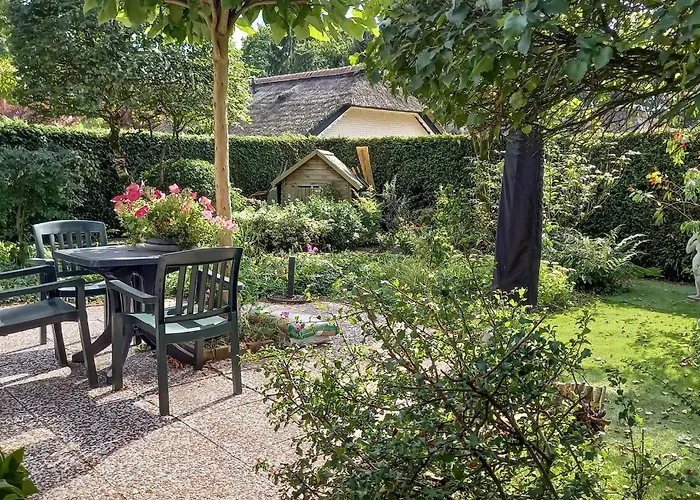 Cozy In Ermelo With Wifi